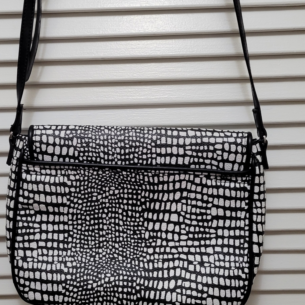 Vera Bradley Black & White Croc-Pattern Crossbody Bag - Picture 11 of 11